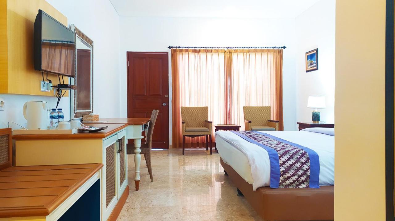 Puri Lovina Hotel Екстериор снимка