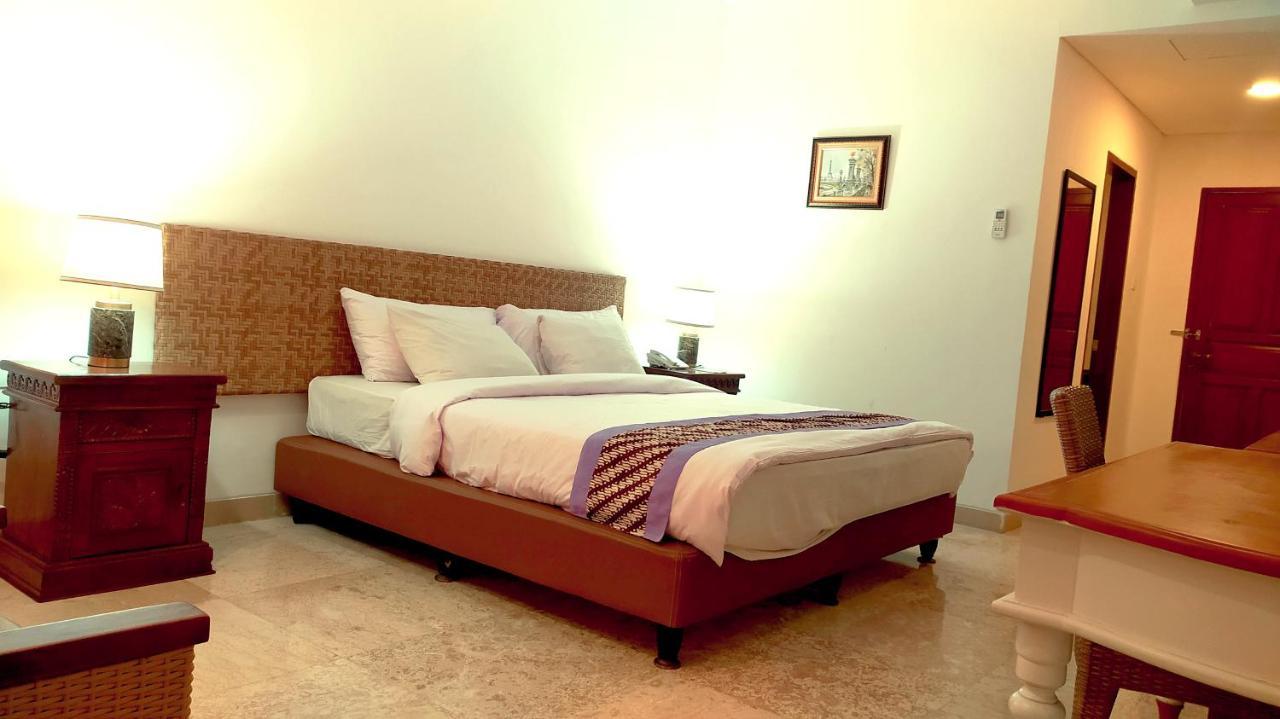 Puri Lovina Hotel Екстериор снимка