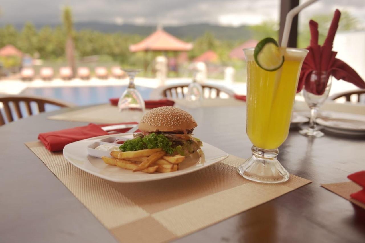 Puri Lovina Hotel Екстериор снимка