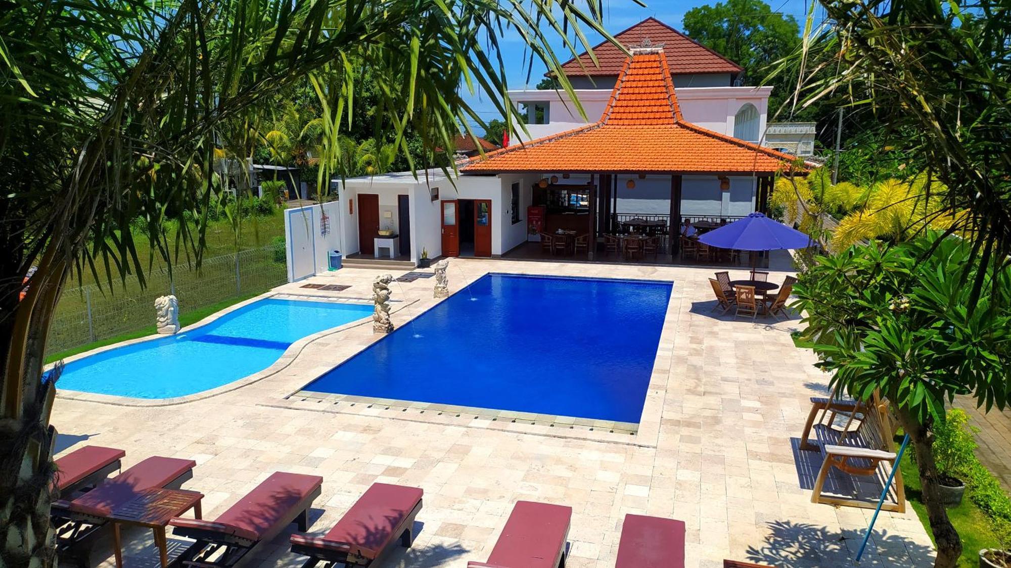 Puri Lovina Hotel Екстериор снимка