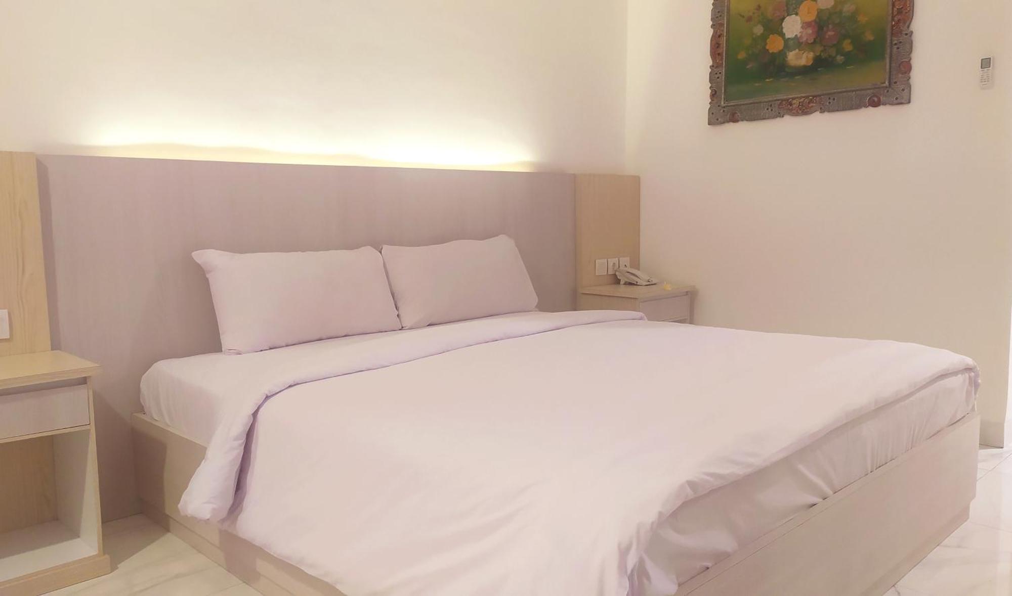Puri Lovina Hotel Екстериор снимка