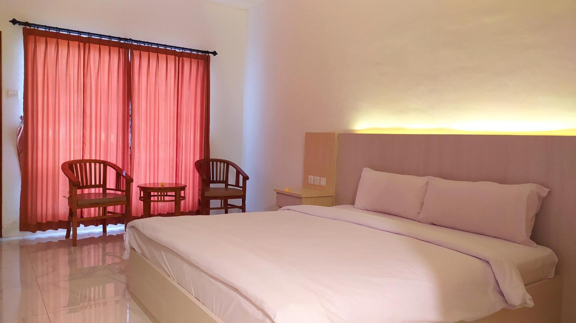 Puri Lovina Hotel Екстериор снимка