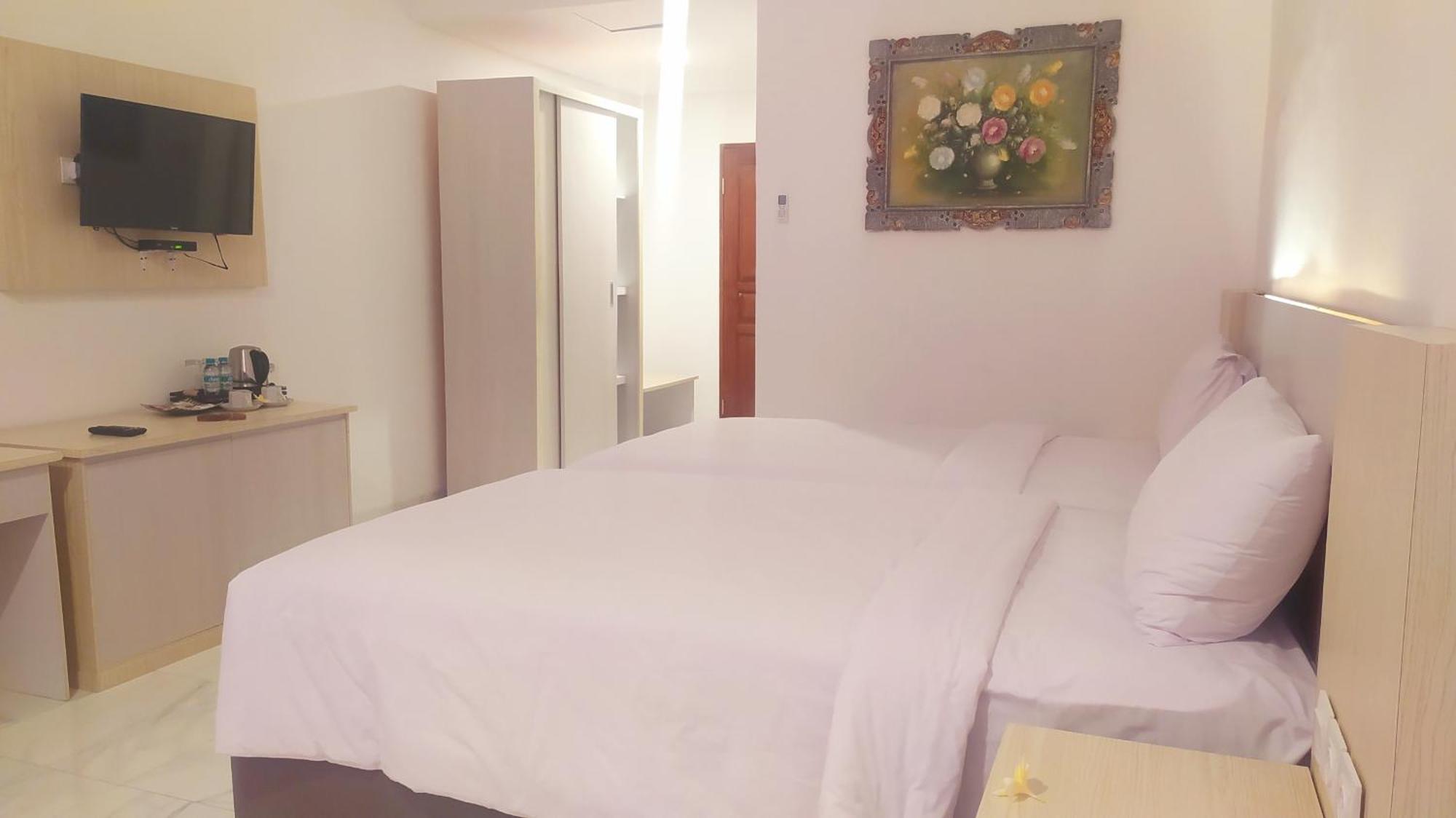 Puri Lovina Hotel Екстериор снимка