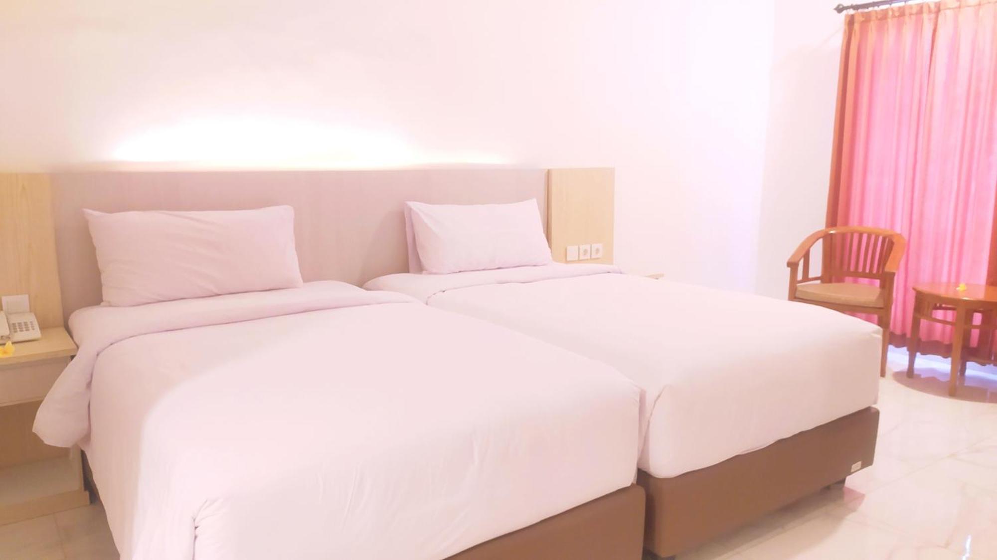 Puri Lovina Hotel Екстериор снимка
