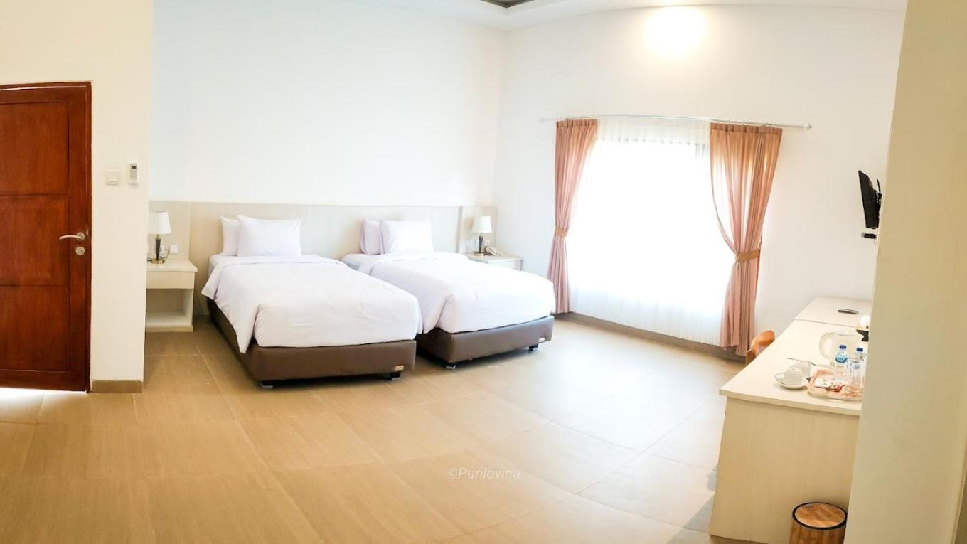 Puri Lovina Hotel Екстериор снимка